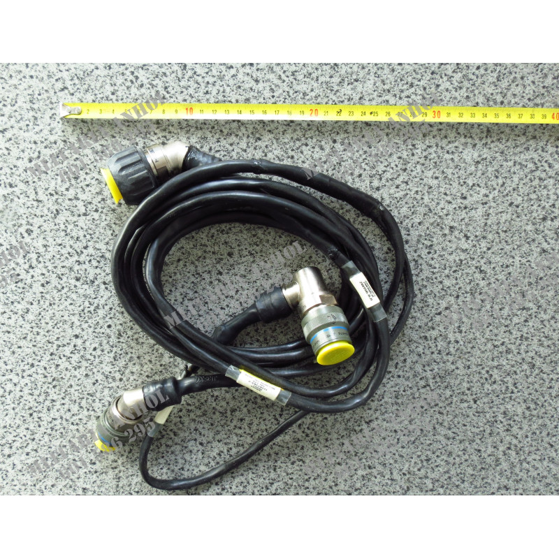 WIĄZKA PRZEWODÓW CAGE02AV2 - HUMVEE - 4 - Strona główna