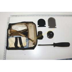 Box mit Ersatzteilen für...