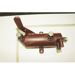 Moisture and oil separator