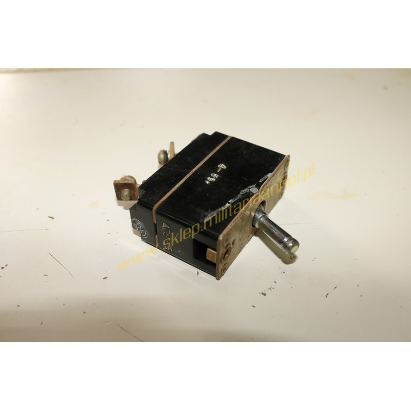 WYŁĄCZNIK AZS-25 - brak - 1 - PRZEŁĄCZNIK / WŁĄCZNIK