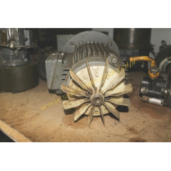 KOMPRESOR KLIMATYZACJI do MLTB-U - 2 - SILNIK