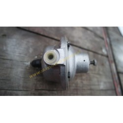 Reducing valve